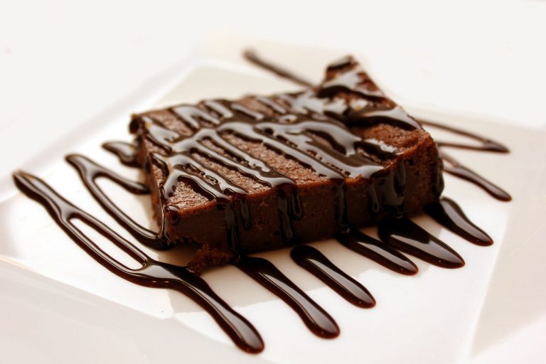 Tips Membuat Kue Coklat Brownies Enak